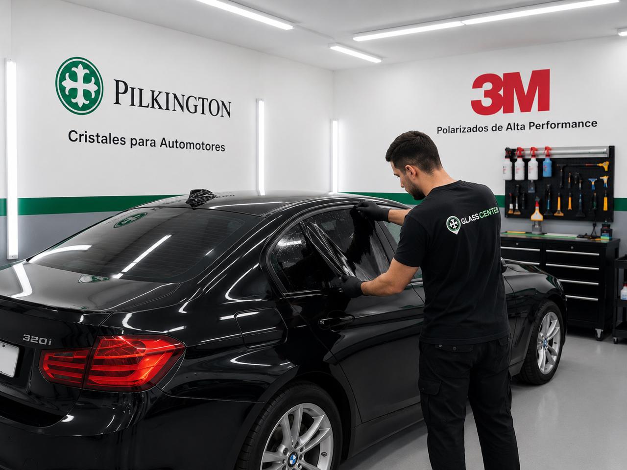 Aplicación de productos 3M en vehículo